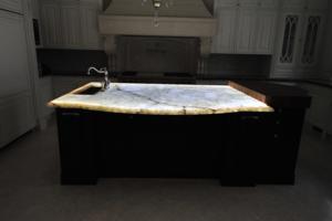 Coulson Fine Homes - Ontario Honey Onyx over LumaPex
